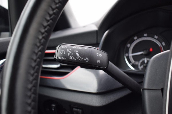 Škoda Kamiq 1.0 TSI Sport Business | Sportstoelen | Apple CarPlay | Climate | Cruise
