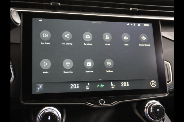 Lynk & Co 01 1.5 PHEV AUT-7 261pk Pano-Schuifdak Lmv 20" 360°Camera Zwarte hemel bekleding Apple Carplay Android Auto Adap.Cruise Navi Pdc Ec Elek.Memory.Stoel File assistent Dodehoek detector Elektrisch bedienbare achterklep Rijstrooksensor Wifi Verkeersbord detectie 425Nm koppel 3,7kw laadvermogen €44.880 Nieuwprijs 1e Eigenaar Origineel NLse auto!