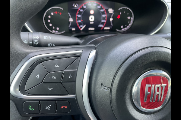 Fiat Tipo Cross 1.0 Cross Airco - Achteruitrijcamera - Parkeersensoren - Navigatie - Stoelverwarming - U-connect - Licht metalen velgen 17 inch - Trekhaak afneembaar - Cruise control - Radio - Mistlampen - Bluetooth - Dakrails - Elektrische ramen - Extra getint glas achter - Led verlichting - Start/stop systeem - Nieuw bij ons geleverd