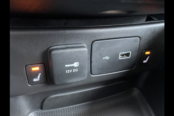 Fiat Tipo Cross 1.0 Cross Airco - Achteruitrijcamera - Parkeersensoren - Navigatie - Stoelverwarming - U-connect - Licht metalen velgen 17 inch - Trekhaak afneembaar - Cruise control - Radio - Mistlampen - Bluetooth - Dakrails - Elektrische ramen - Extra getint glas achter - Led verlichting - Start/stop systeem - Nieuw bij ons geleverd