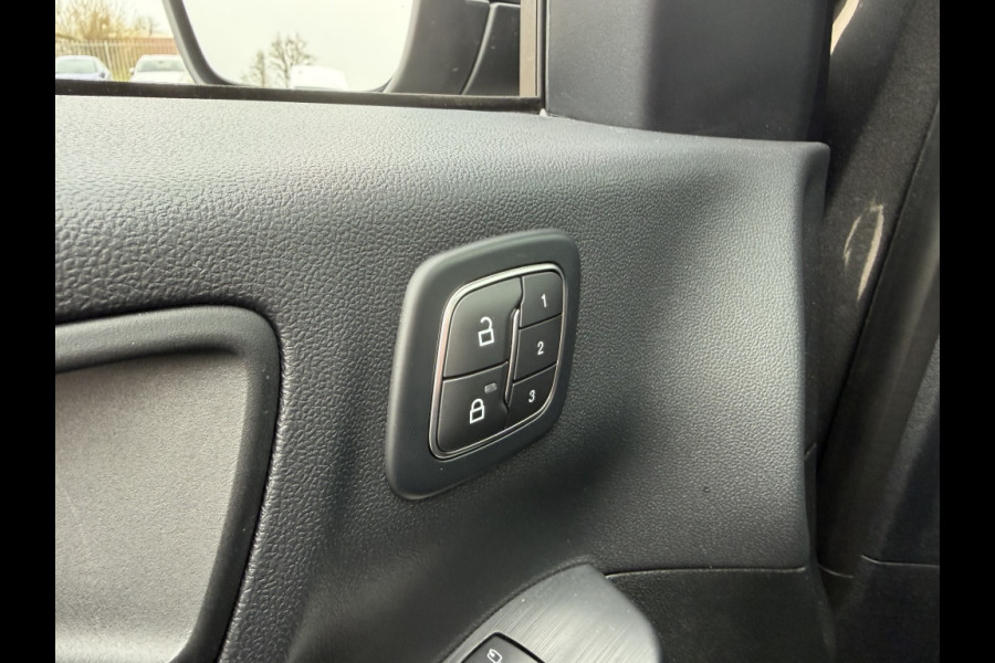 Ford Kuga 2.5 PHEV ST-Line X TREKHAAK! PANODAK! TECHPACK! DRIVERPACK! WINT