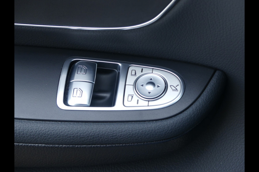 Mercedes-Benz V-Klasse 220d Lang Dubbel Cabine Led/Leer/Trekhaak/Camera