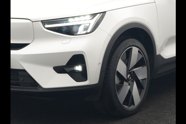 Volvo XC40 Recharge Twin Ultimate 78 kWh 408pk Dealer O.H. | Trekhaak Af Fabriek | Panodak | 360 Camera | Adaptive Cruise | Harman / Kardon | Alcantara Sportstoelen Memory & Verwarmd | Google Assistent | Keyless | Stuur Verwarmd | Blis |