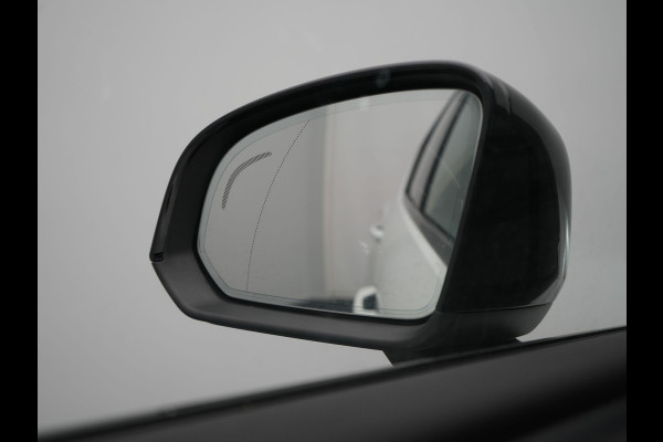 Volvo XC40 Recharge Twin Ultimate 78 kWh 408pk Dealer O.H. | Trekhaak Af Fabriek | Panodak | 360 Camera | Adaptive Cruise | Harman / Kardon | Alcantara Sportstoelen Memory & Verwarmd | Google Assistent | Keyless | Stuur Verwarmd | Blis |