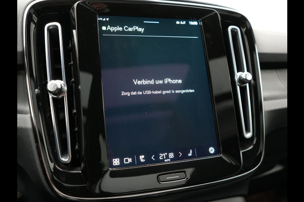 Volvo XC40 Recharge Twin Ultimate 78 kWh 408pk Dealer O.H. | Trekhaak Af Fabriek | Panodak | 360 Camera | Adaptive Cruise | Harman / Kardon | Alcantara Sportstoelen Memory & Verwarmd | Google Assistent | Keyless | Stuur Verwarmd | Blis |