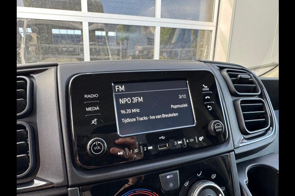 Fiat Ducato 2.2 MultiJet 3.5t 180pk > BPM Vrij!/Bakwagen met laadklep! 1015kg laadvermogen/meubelbak + laadklep