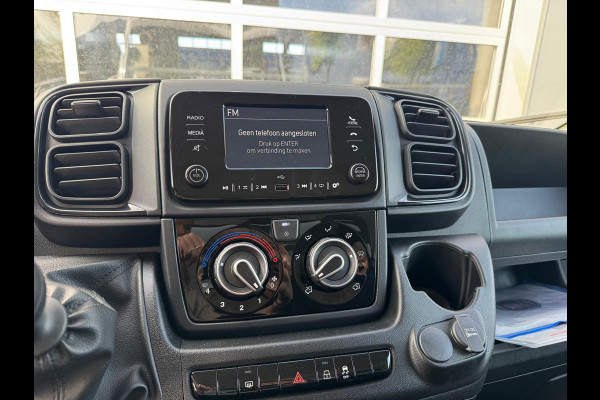 Fiat Ducato 2.2 MultiJet 3.5t 180pk > BPM Vrij!/Bakwagen met laadklep! 1015kg laadvermogen/meubelbak + laadklep