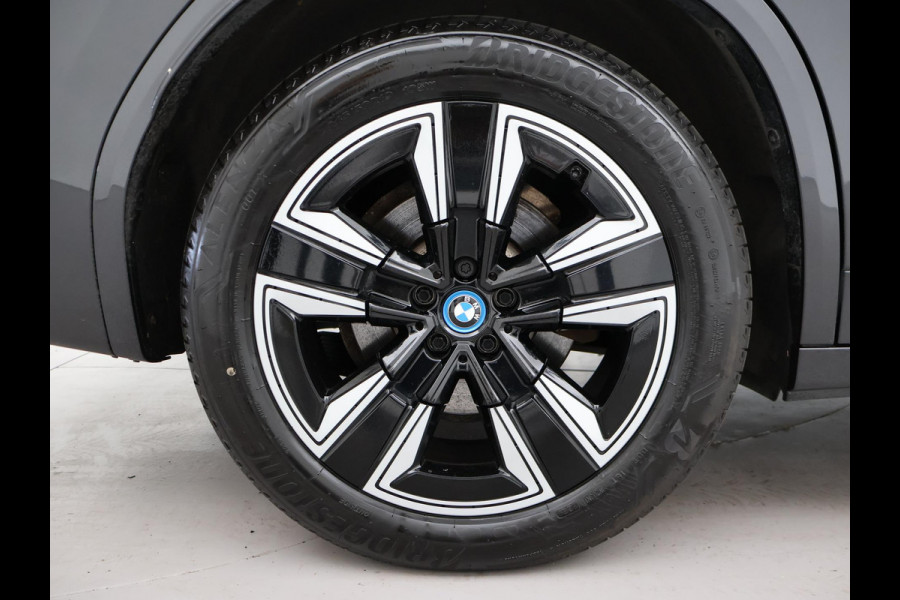 BMW iX3 80 kWh FACELIFT M-SPORT + ELEKTR. TREKHAAK SPORTSTOELEN LEDER | PANORAMA | ADAPTIVE CRUISE | MEMORY