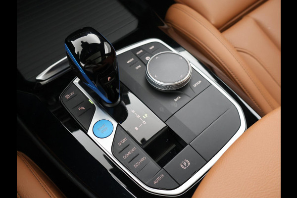 BMW iX3 80 kWh FACELIFT M-SPORT + ELEKTR. TREKHAAK SPORTSTOELEN LEDER | PANORAMA | ADAPTIVE CRUISE | MEMORY