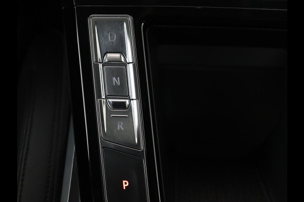 Jaguar I-PACE EV400 S 90 kWh | SOH 84% | Panoramadak | Leder | Head-Up | Carplay | Camera | Park Assist | Full LED | 20'' | Navigatie | DAB | Climate control | Cruise control