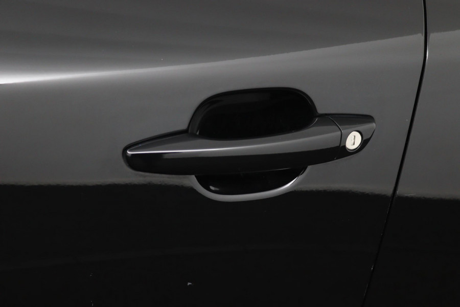 Peugeot e-2008 EV 50 kWh*3FASE*3D-COCKPIT*CARPLAY*NAVI*ECC*CAMERA