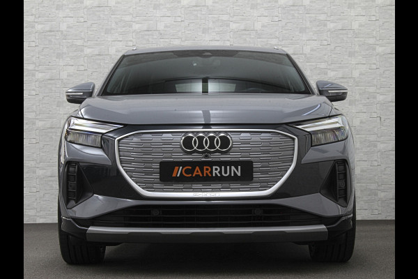 Audi Q4 e-tron 45 Quattro 77 kWh | ACC | Sonos-Sound | Head-Up | 95% SOH | Sportstoelen | Keyless-Entry | Memory | Groot Navi | Virtual-Cockpit | Getint Glas | 3-Zone Clima | Zwarte Hemel | LED | Carplay | Standkachel | Achteruitrij-Camera | Stoelverwarming |