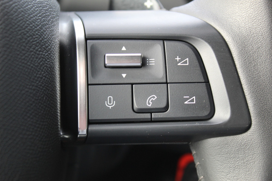 Citroën C4 1.2-130pk Puretech Shine Limited AUTOMAAT ! Gun u het comfort en gemak van een automaat ! Autm. airco, Navigatie, Cruise Control, Climate Control, Lane assist, Stoelverwarming, Camera, Apple CarPlay/Android auto etc.
