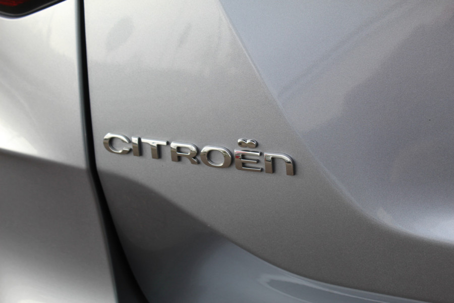 Citroën C4 1.2-130pk Puretech Shine Limited AUTOMAAT ! Gun u het comfort en gemak van een automaat ! Autm. airco, Navigatie, Cruise Control, Climate Control, Lane assist, Stoelverwarming, Camera, Apple CarPlay/Android auto etc.