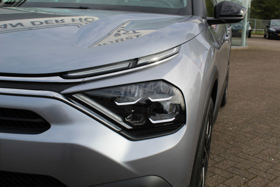 Citroën C4 1.2-130pk Puretech Shine Limited AUTOMAAT ! Gun u het comfort en gemak van een automaat ! Autm. airco, Navigatie, Cruise Control, Climate Control, Lane assist, Stoelverwarming, Camera, Apple CarPlay/Android auto etc.