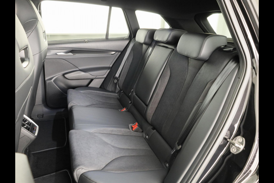 Škoda Enyaq 85 Sportline | Panoramadak | 20 inch | Sportstoelen | Adaptive Cruise | Blind Spot