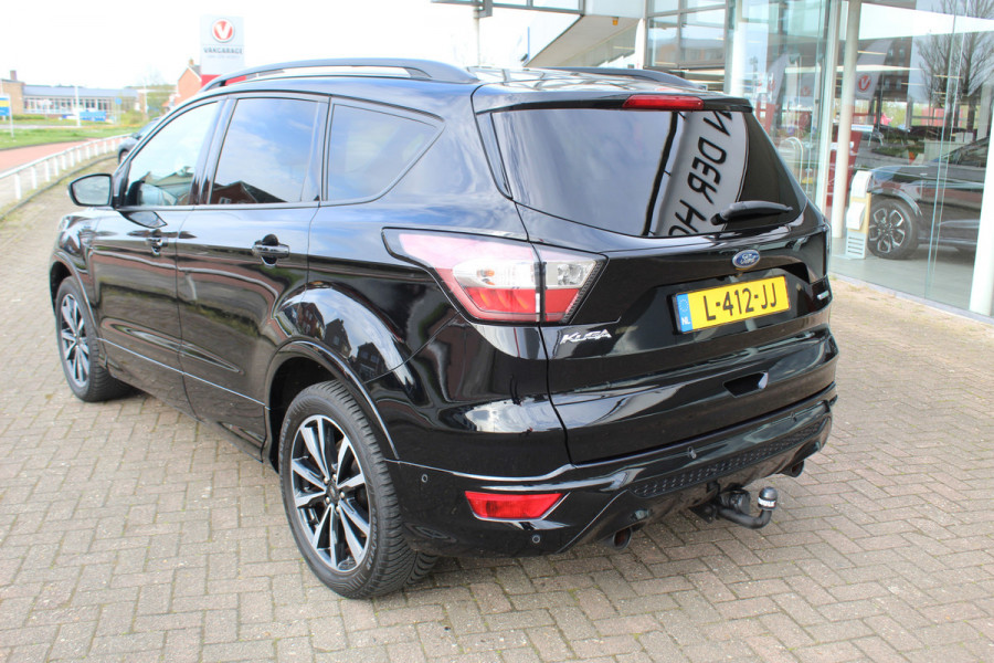 Ford Kuga 1.5 EcoBoost ST Line , 150pk , 2000kg Trekgewicht Climate control ,Cruise control , Camera Trekhaak Stoel,stuur en voorruit verwarming
