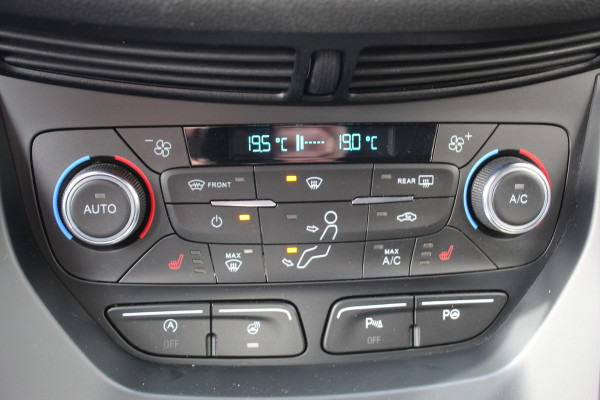 Ford Kuga 1.5 EcoBoost ST Line , 150pk , 2000kg Trekgewicht Climate control ,Cruise control , Camera Trekhaak Stoel,stuur en voorruit verwarming
