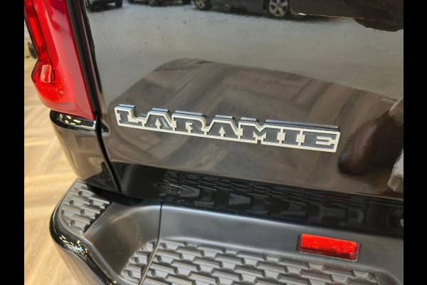 Dodge Ram 1500 3.0 HURRICANE 4x4 Crew Cab Laramie|PANO|NW TYPE|