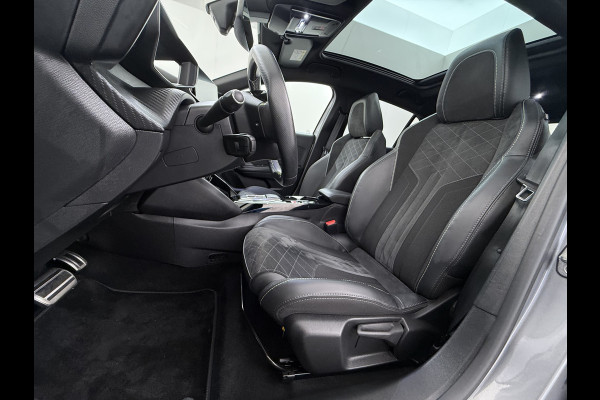Peugeot e-208 EV GT 350 50kWh Navi Ecc 360°Camera Panoramadak Apple Carplay Android Auto Adap.Cruise Stoelverwarming Privacy Glas DAB+ Bluetooth Keyless Dodehoekdetectie 1e Eigenaar Origineel Nederlandse Auto Dealeronderhouden