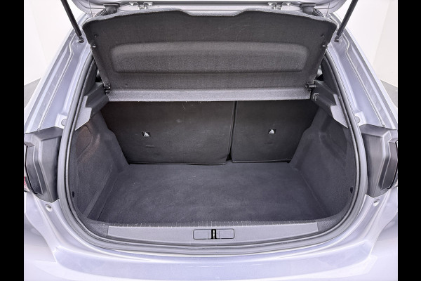 Peugeot e-208 EV GT 350 50kWh Navi Ecc 360°Camera Panoramadak Apple Carplay Android Auto Adap.Cruise Stoelverwarming Privacy Glas DAB+ Bluetooth Keyless Dodehoekdetectie 1e Eigenaar Origineel Nederlandse Auto Dealeronderhouden