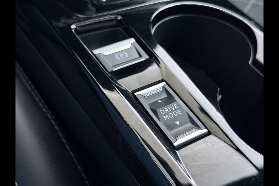 Peugeot e-208 EV GT 350 50kWh Navi Ecc 360°Camera Panoramadak Apple Carplay Android Auto Adap.Cruise Stoelverwarming Privacy Glas DAB+ Bluetooth Keyless Dodehoekdetectie 1e Eigenaar Origineel Nederlandse Auto Dealeronderhouden