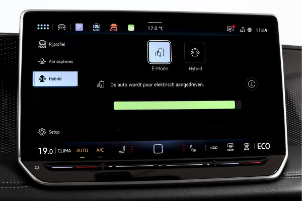 Volkswagen Tiguan 1.5 eHybrid Life | Elek. Trekhaak | Dig. Cockpit | Adapt. Cruise | Stoel-+stuurverw. | PDC | Camera | App. Connect | ECC | LM 18" | 8309