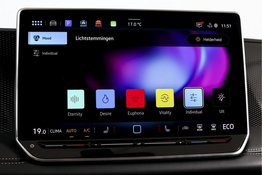 Volkswagen Tiguan 1.5 eHybrid Life | Elek. Trekhaak | Dig. Cockpit | Adapt. Cruise | Stoel-+stuurverw. | PDC | Camera | App. Connect | ECC | LM 18" | 8309