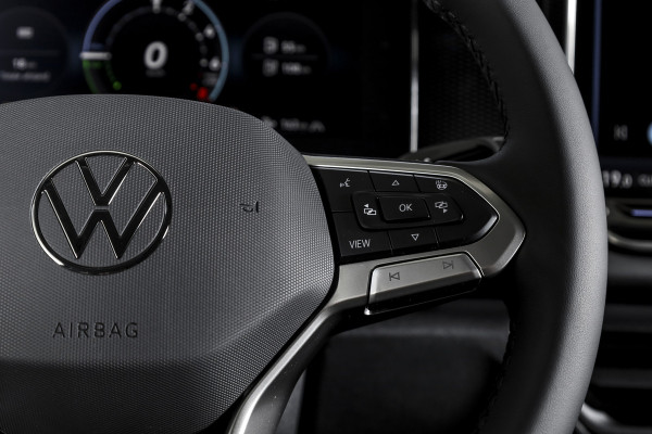 Volkswagen Tiguan 1.5 eHybrid Life | Elek. Trekhaak | Dig. Cockpit | Adapt. Cruise | Stoel-+stuurverw. | PDC | Camera | App. Connect | ECC | LM 18" | 8309