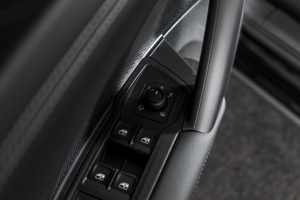 Volkswagen Tiguan 1.5 eHybrid Life | Elek. Trekhaak | Dig. Cockpit | Adapt. Cruise | Stoel-+stuurverw. | PDC | Camera | App. Connect | ECC | LM 18" | 8309