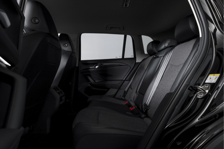 Volkswagen Tiguan 1.5 eHybrid Life | Elek. Trekhaak | Dig. Cockpit | Adapt. Cruise | Stoel-+stuurverw. | PDC | Camera | App. Connect | ECC | LM 18" | 8309