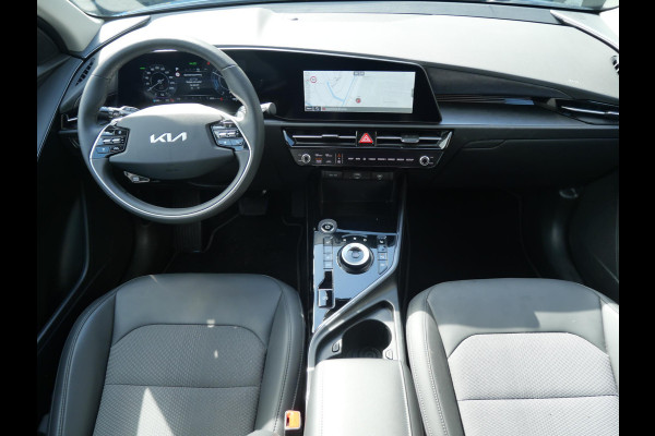 Kia Niro EV Light Advanced 64.8 kWh | Navi | Camera | Carplay | Stoel&stuur verwarming | 3Fase |