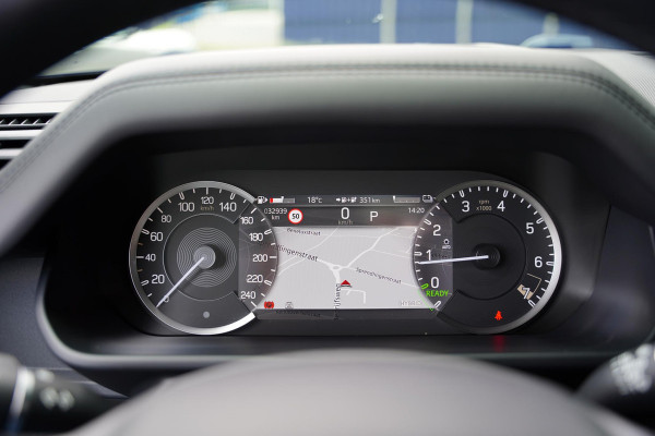 Land Rover Defender 110 2.0 P400e 110 X-Dynamic HSE / Head Up / Meridian / Panoramadak