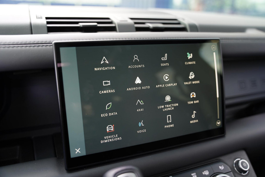 Land Rover Defender 110 2.0 P400e 110 X-Dynamic HSE / Head Up / Meridian / Panoramadak