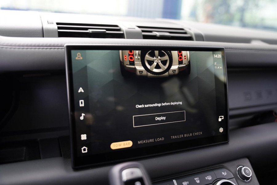 Land Rover Defender 110 2.0 P400e 110 X-Dynamic HSE / Head Up / Meridian / Panoramadak