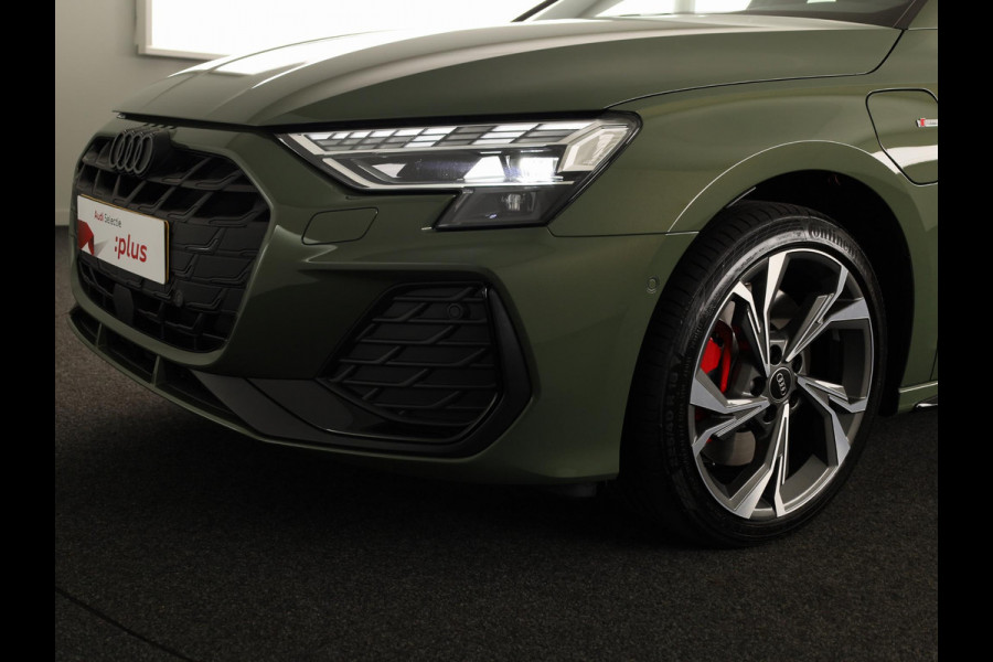 Audi A3 Sportback 45 TFSI e S edition Competition 245pk | Navigatie | Sonos Audio | Keyless | 18 inch Lichtmetalen velgen |