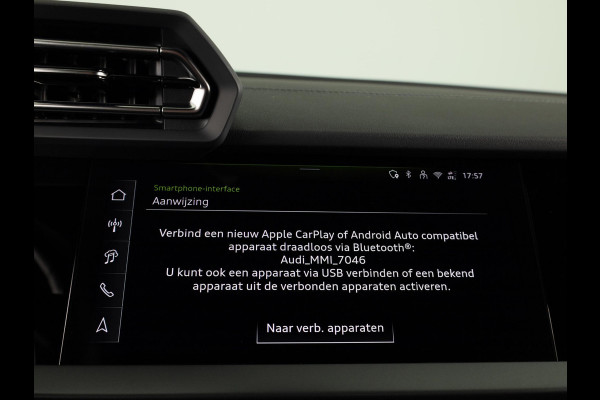 Audi A3 Sportback 45 TFSI e S edition Competition 245pk | Navigatie | Sonos Audio | Keyless | 18 inch Lichtmetalen velgen |