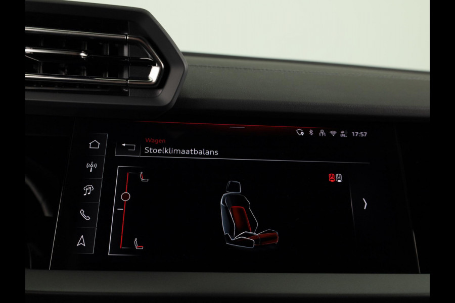 Audi A3 Sportback 45 TFSI e S edition Competition 245pk | Navigatie | Sonos Audio | Keyless | 18 inch Lichtmetalen velgen |