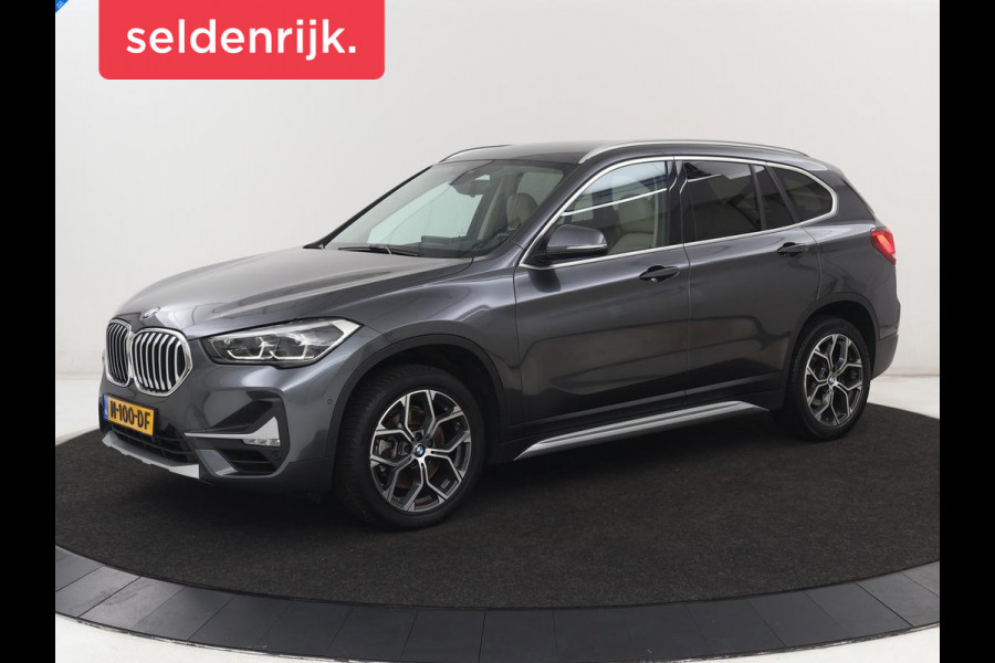 BMW X1 sDrive20i Business Edition Plus | Leder | Head-Up | Stoelverwarming | Trekhaak | Camera | Sfeerverlichting | Navigatie | X Line | Full LED | DAB | Cruise control | Parkeerhulp | Bluetooth