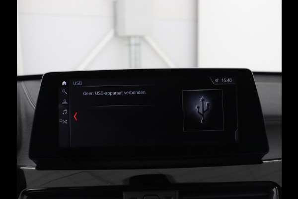 BMW X1 sDrive20i Business Edition Plus | Leder | Head-Up | Stoelverwarming | Trekhaak | Camera | Sfeerverlichting | Navigatie | X Line | Full LED | DAB | Cruise control | Parkeerhulp | Bluetooth