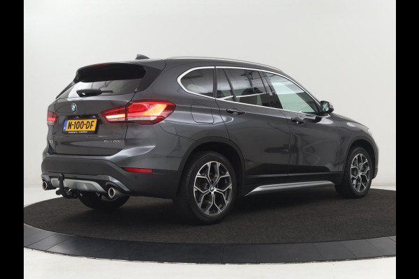 BMW X1 sDrive20i Business Edition Plus | Leder | Head-Up | Stoelverwarming | Trekhaak | Camera | Sfeerverlichting | Navigatie | X Line | Full LED | DAB | Cruise control | Parkeerhulp | Bluetooth