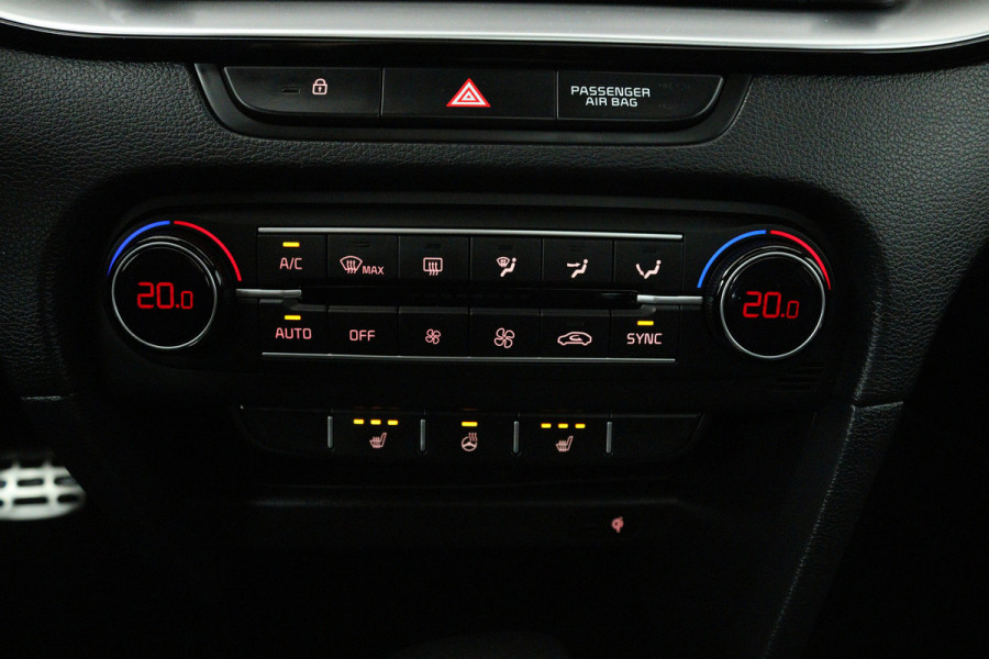 Kia ProCeed 1.5 T-GDI GT-PlusLine (PANORAMADAK, STOEL/STUUR VERWARMING, CAMERA, ELEKTR STOELEN)