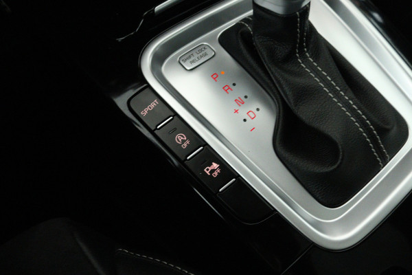 Kia ProCeed 1.5 T-GDI GT-PlusLine (PANORAMADAK, STOEL/STUUR VERWARMING, CAMERA, ELEKTR STOELEN)