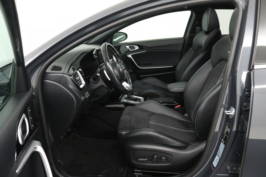 Kia ProCeed 1.5 T-GDI GT-PlusLine (PANORAMADAK, STOEL/STUUR VERWARMING, CAMERA, ELEKTR STOELEN)