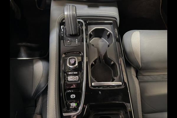 Volvo V60 2.0 T8 Recharge AWD R-Design | Elektr. trekhaak | Camera | Stoel/stuurverwarming | Carplay | Adaptive cruise