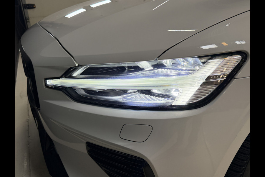 Volvo V60 2.0 T8 Recharge AWD R-Design | Elektr. trekhaak | Camera | Stoel/stuurverwarming | Carplay | Adaptive cruise