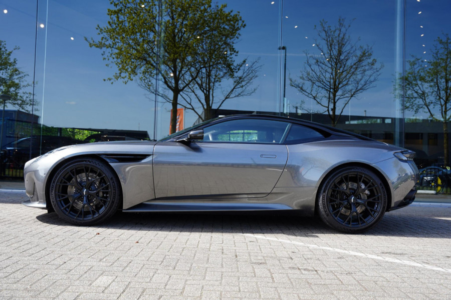Aston Martin DB12 4.0 V8 / BTW / NEW SERVICE / NL AUTO
