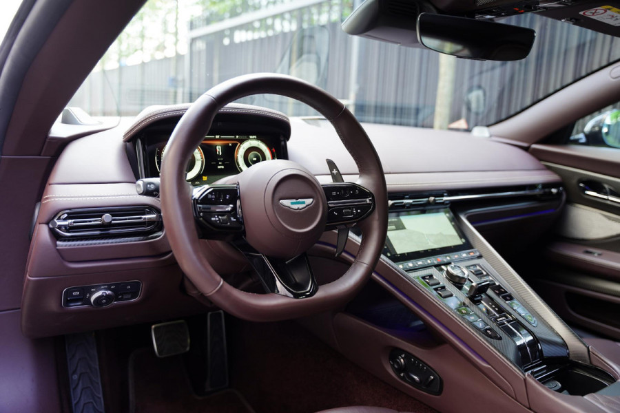 Aston Martin DB12 4.0 V8 / BTW / NEW SERVICE / NL AUTO