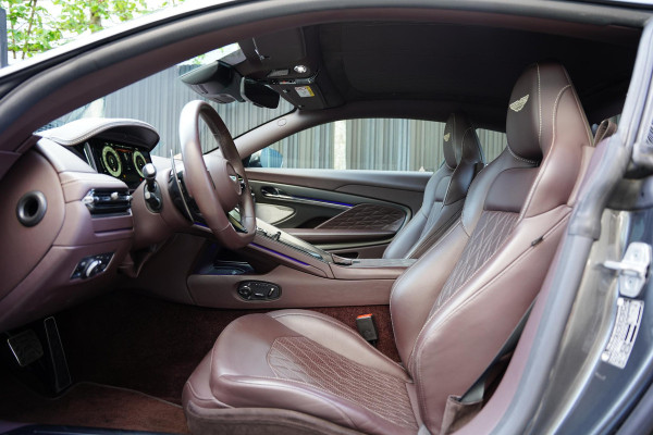 Aston Martin DB12 4.0 V8 / BTW / NEW SERVICE / NL AUTO