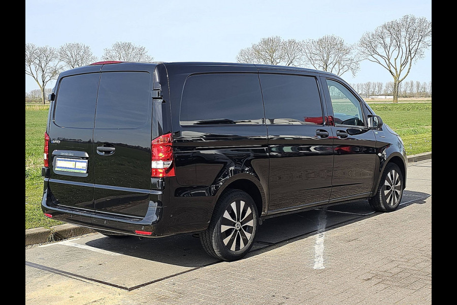 Mercedes-Benz eVito 66 kWh LED Bumpers-Kleur Lm-Velgen 286KM WLTP Snelladen Achterdeuren!